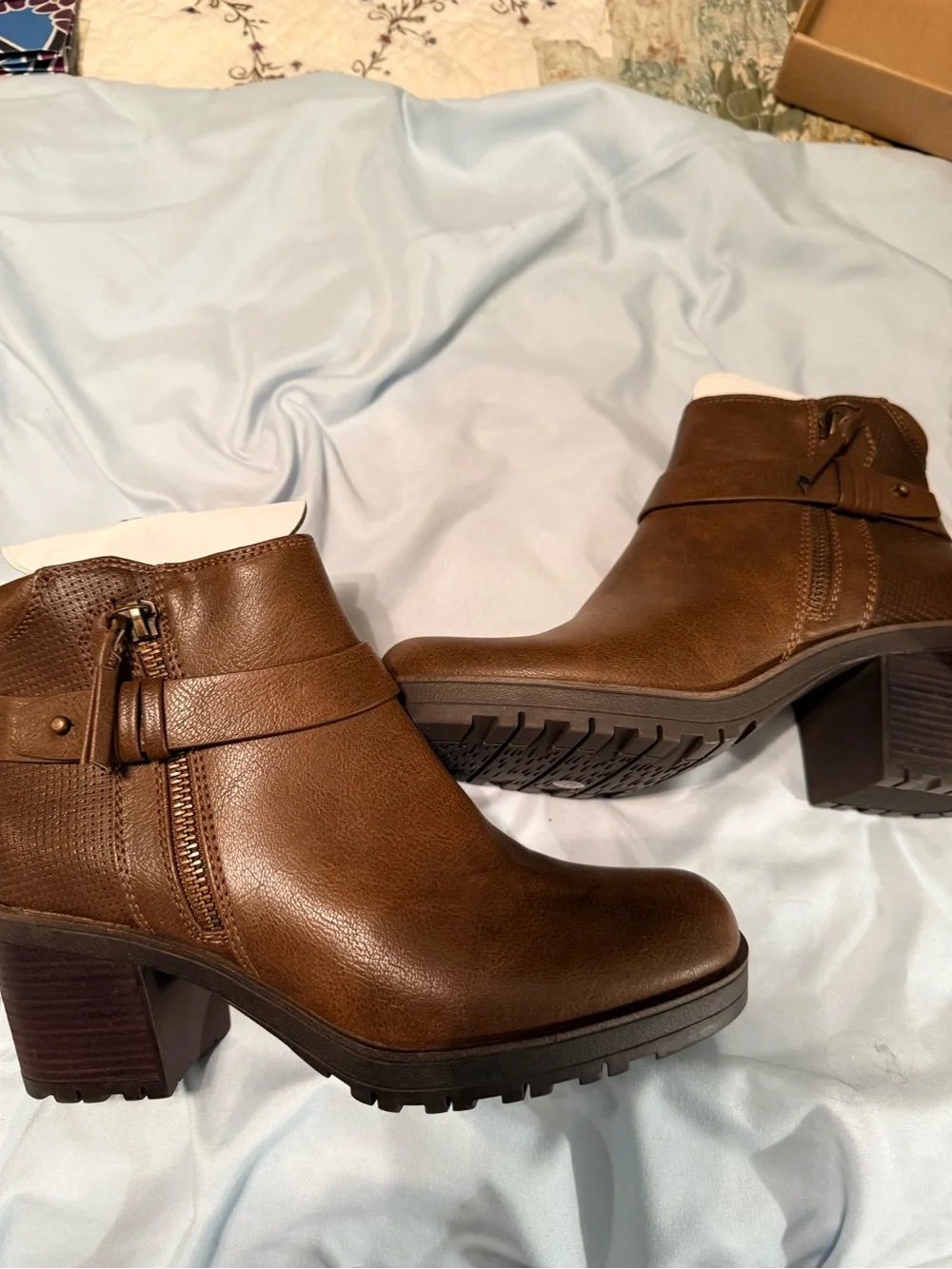 Lucky Brand Ilse Brown Ankle Boots Booties Size 6.5 New in Box
